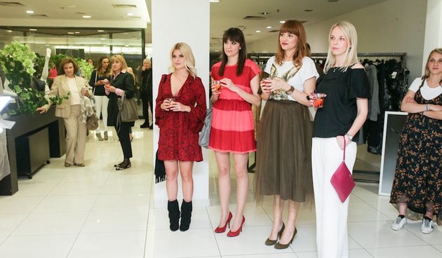Poznate dame uživale u novim kolekcijama hrvatskih dizajnera