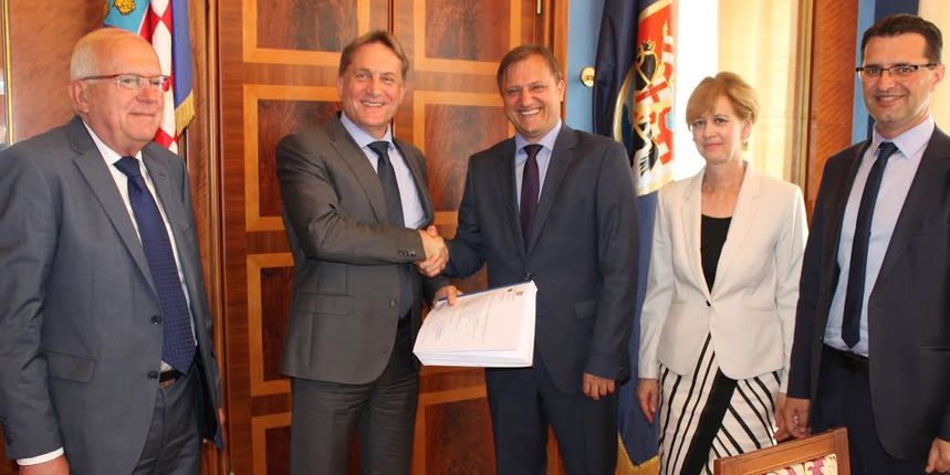 Održana službena primopredaja gradonačelničke dužnosti