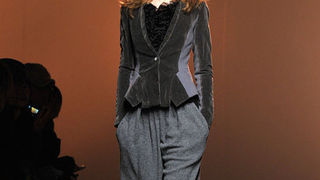 Trend izvještaj za jesen 2010: Crveni baršun (Fashionologie.com)