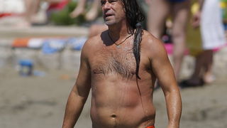 Split, 120611.
Na splitskim Bacvicama odrzano je 7. Prvenstvo svita u piciginu. Naslov pobjednika drugu godinu za redom osvojila je ekipa A1.
Na fotografiji: Goran Karan.
Foto: Ante Cizmic / CROPIX Split, 120611.
Na splitskim Bacvicama odrzano je 7. Prvenstvo svita u piciginu. Naslov pobjednika drugu godinu za redom osvojila je ekipa A1.
Na fotografiji: Goran Karan.
Foto: Ante Cizmic / CROPIX