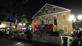 Biograd na Moru: Kilometarska štrudla za Guinnessa, Foto: Dino Stanin/PIXSELL