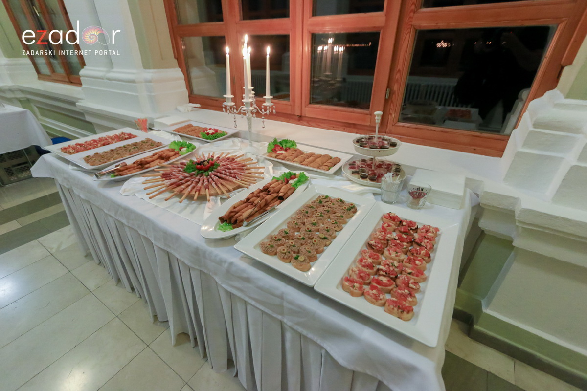 U Svečanoj dvorani Sveučilišta predstavljen CD-a klape Bersice U Svečanoj dvorani Sveučilišta predstavljen CD-a klape Bersice