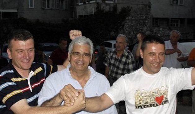 Ante Županović (sredina) s dogradonačelnicima (Foto: Marija Mihić/Cropix)