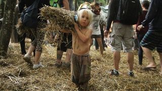 20.08.2015., Slunj – U Primislju kod Slunja vec tradicionalno odrzava se Momento Demento Psychedelic Music and Art festival koji je ove godine posjetio oko 6 tisuca ljubitelja ove vrste zabave. Posjetitelji su dosli iz cijele Europe, Amerike, Brazila. F 20.08.2015., Slunj – U Primislju kod Slunja vec tradicionalno odrzava se Momento Demento Psychedelic Music and Art festival koji je ove godine posjetio oko 6 tisuca ljubitelja ove vrste zabave. Posjetitelji su dosli iz cijele Europe, Amerike, Brazila. F