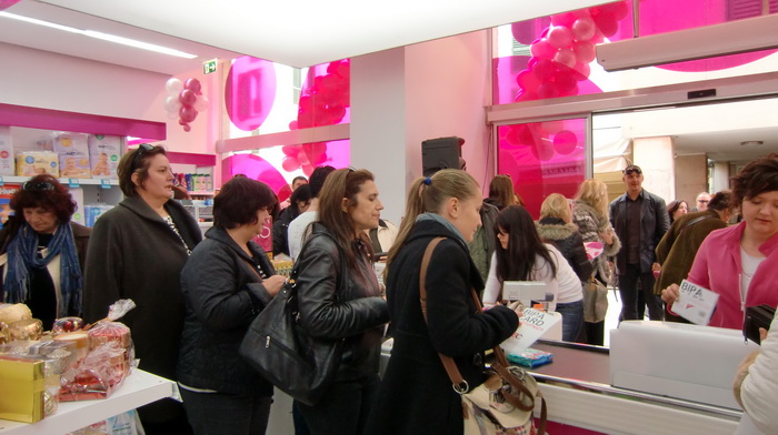 Otvorenje parfumerije BIPA na Kalelargi, Foto: Mia Knezevic Otvorenje parfumerije BIPA na Kalelargi, Foto: Mia Knezevic