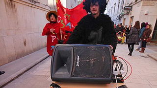 Karnevalić Radija 057, 16. veljače 2012, Foto: Saša Čuka Karnevalić Radija 057, 16. veljače 2012, Foto: Saša Čuka