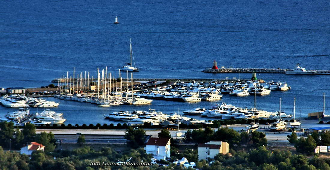 Križ, zalazak Puntamika, foto: Leonard Kvarantan Križ, zalazak Puntamika, foto: Leonard Kvarantan