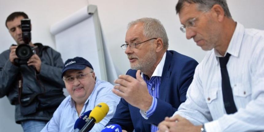 22.10.2014., Zagreb – Clan nadzornog odbora Imunoloskog zavoda i kandidat za predsjednika drzave Ivan Rude, odrzao je konferenciju za medije zbog neisplate placa radnicima Imunoloskog zavoda. Photo: Marko Prpic/PIXSELL