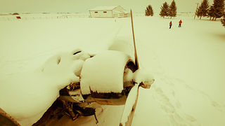 Priča zaboravljenog aviona u Otočcu, foto: Leo Banic