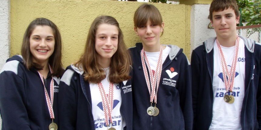 Plivaci PK Zadar – osvajaci medalja