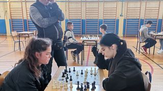 Osnovna škola Krune Krstića bila domaćin prijateljskog međuškolskog turnira u šahu Osnovna škola Krune Krstića bila domaćin prijateljskog međuškolskog turnira u šahu