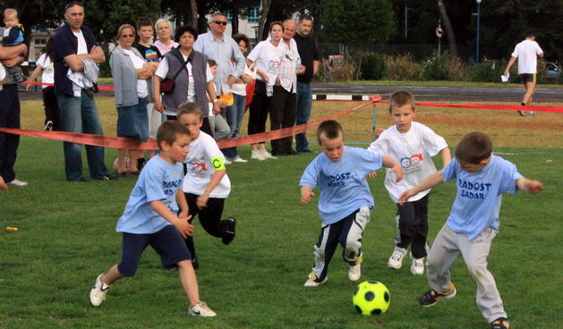 9. Olimpijski festival djecjih vrtica Zadarske zupanije: Nogometni turnir djevojcica i djecaka