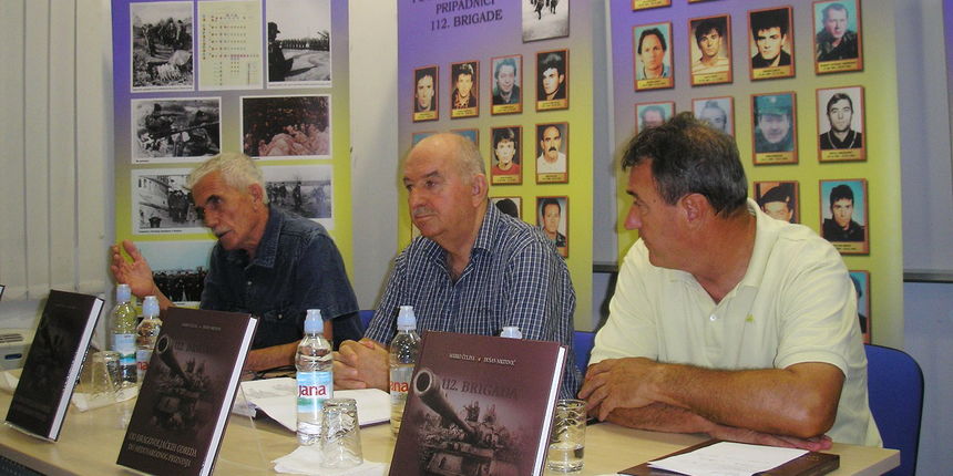 Predstavljanje monografije 112. brigade: Duško Nikitović, Nediljko Jusup i Marko Čulina