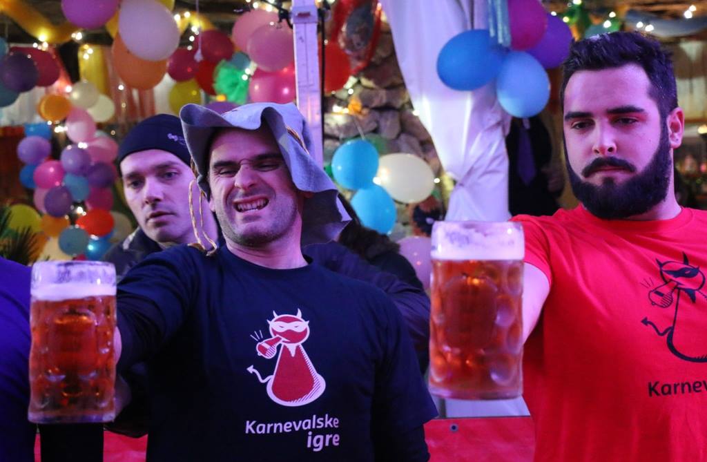 Virske maškare 2017: Karnevalske igre i koncert grupe Vista Virske maškare 2017: Karnevalske igre i koncert grupe Vista