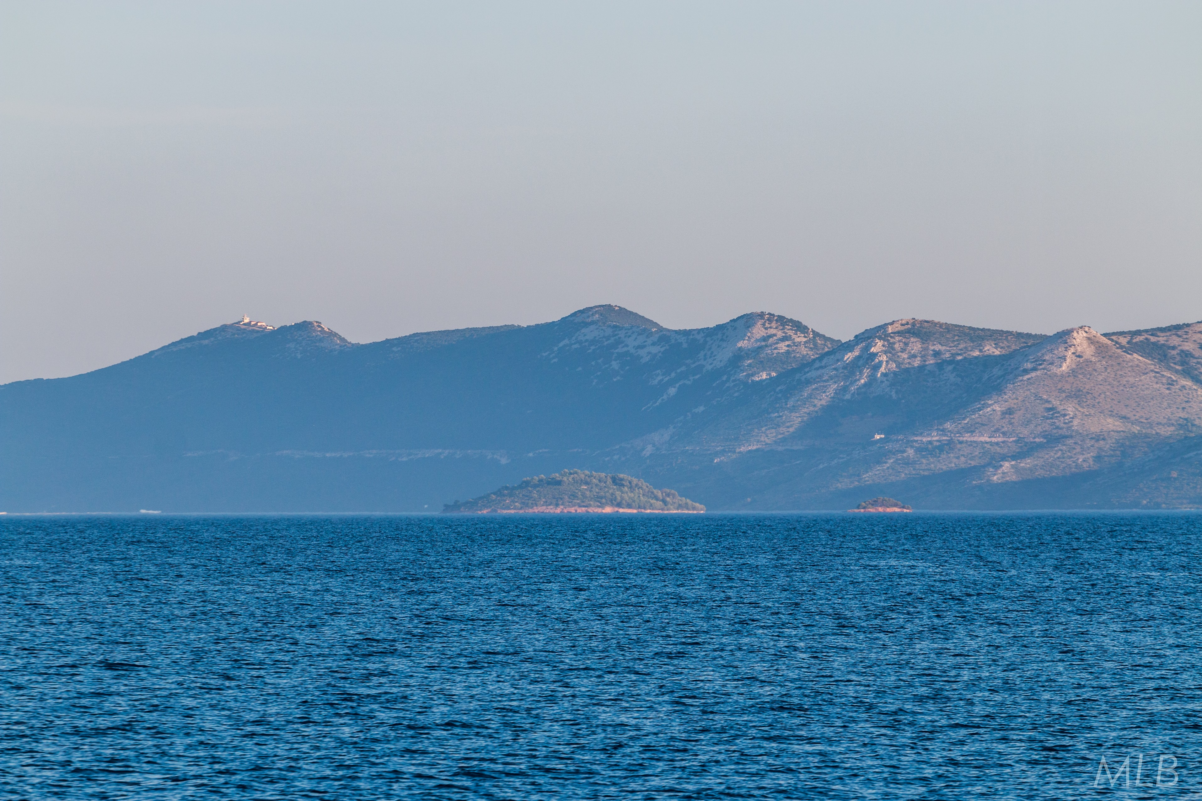 Izlet do Dugog otoka – planinarenje do Orljaka i posjet Velom Ratu
