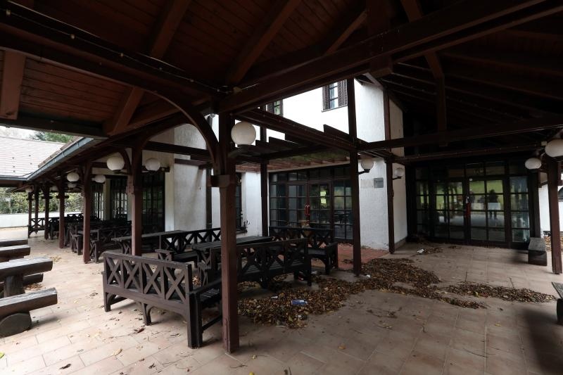 Bivša plućna bolnica, planinarski dom, dom Sindikata, izletište, planinarska kuća…