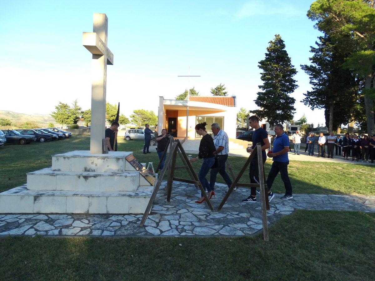 Vukšić: Položeni vijenci za žrtve Domovinskog rata