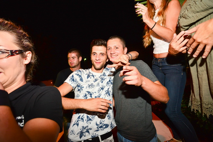 Zatvaranje sezone u virskom cafe & coctail baru Vagabundo. Foto: Iva Perinčić