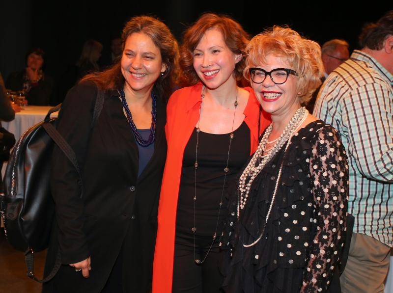 Domjenak nakon predstave “Nevidljivi”