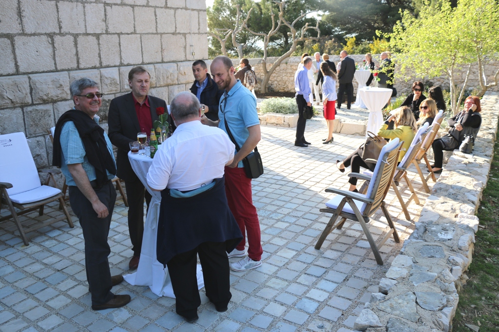 Delegacija Južnomoravske regije u posjeti otoku Viru Delegacija Južnomoravske regije u posjeti otoku Viru