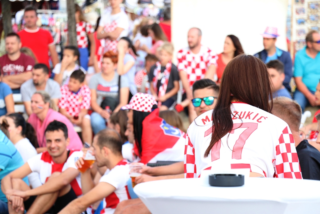 Virski navijači podržali Vatrene Virski navijači podržali Vatrene