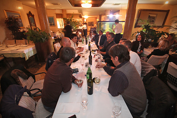 Image 874215 (auto) Image 874215 (auto)