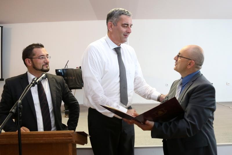 Stojko Vranković dobio nagradu za životno djelo Grada Drniša, Foto: Duško Jaramaz/PIXSELL