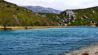 Pješačka staza Obrovac – Jankovića buk