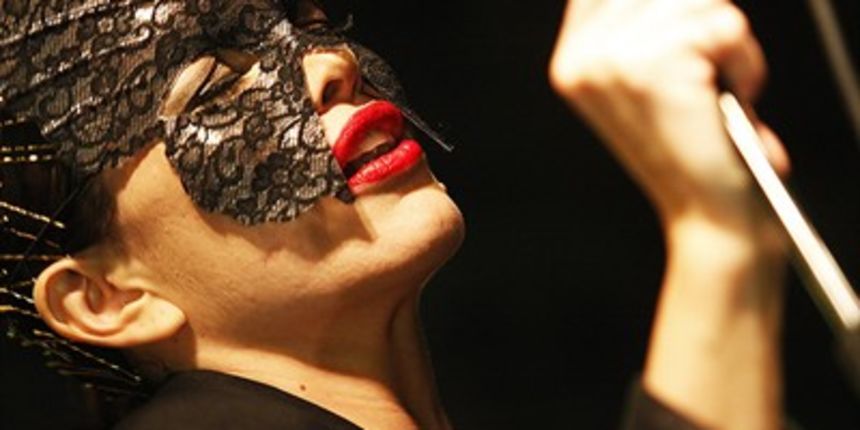 Severina maskom istaknula bujni dekolte, foto: tportal.hr Severina maskom istaknula bujni dekolte, foto: tportal.hr