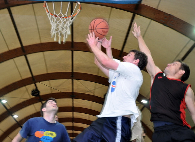 2. Memorijalni turnir u basketu “Kresimir Cosic” 2. Memorijalni turnir u basketu “Kresimir Cosic”