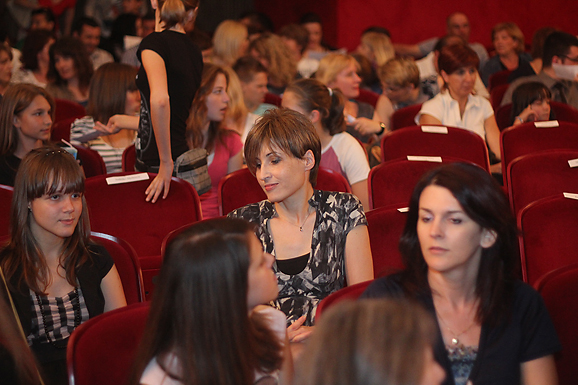 Image 888167 (auto) Image 888167 (auto)