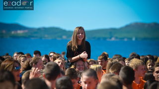 #ZDBT2017: Snimanje Milenijske fotografije košarkaške lopte na Pozdravu suncu #ZDBT2017: Snimanje Milenijske fotografije košarkaške lopte na Pozdravu suncu