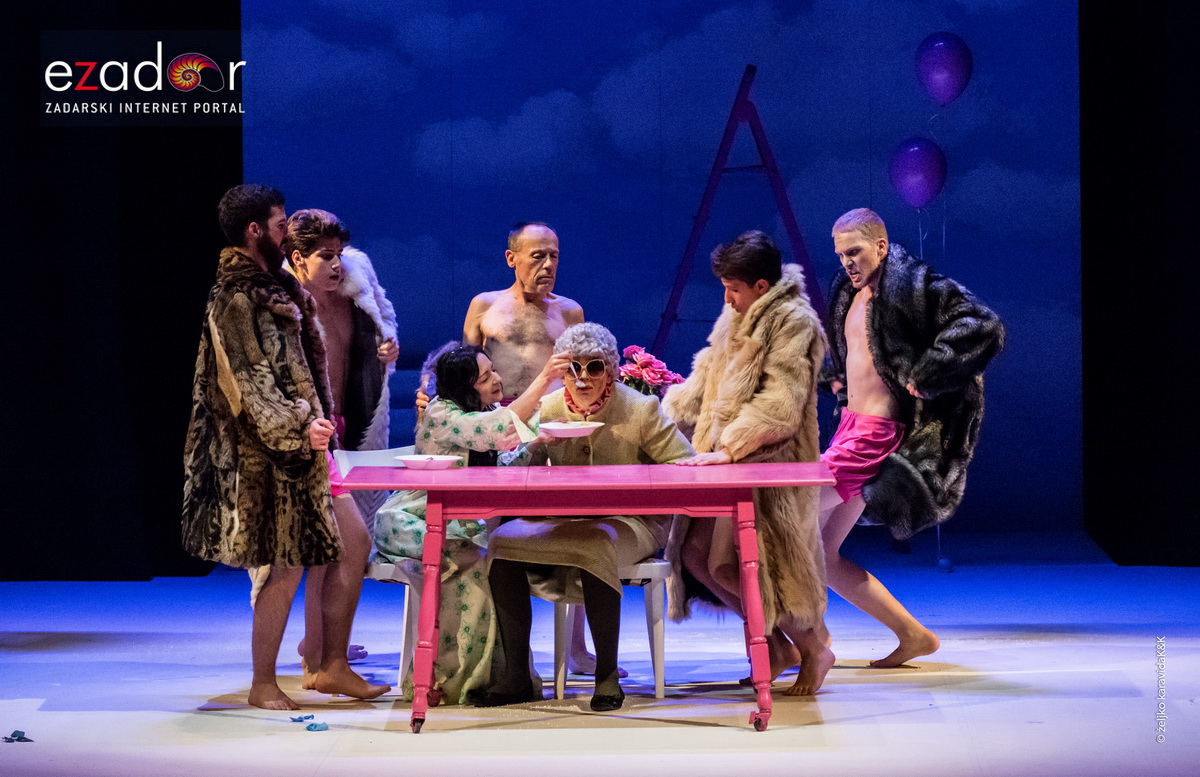 HNK Zadar: Premijera predstave “Moj sin samo malo sporije hoda” Drame plus