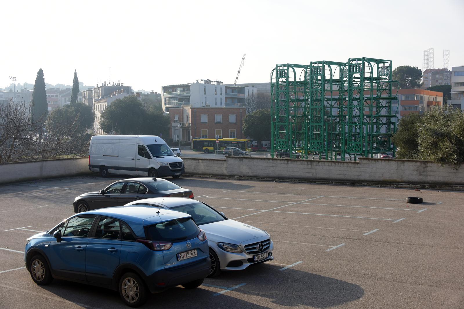 Pula uskoro dobiva tri rotirajuće garaže
