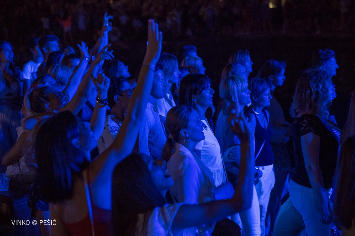 Severina oduševila nastupom na bazenu Ilirije u Biogradu na Moru
