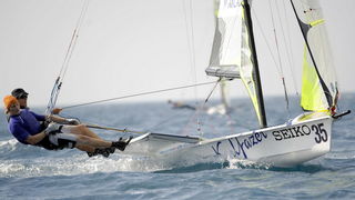 Zadar, 040909.
Europsko prvenstvo u jedrenju za klasu 49er 2009.
Dan kakav pravi jedrlicar moze samo pozeljeti. U zadarskom kanalu jugo preko 20 cvorova. jedrio se peti dan europskog prvenstva u jedrenju za klasu 49er. Odvozila su se cak 4 plova.
Na slici