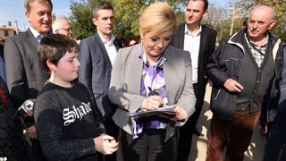 Predsjednica Grabar Kitarović posjetila otok Molat. Foto: Dino Stanin/PIXSELL