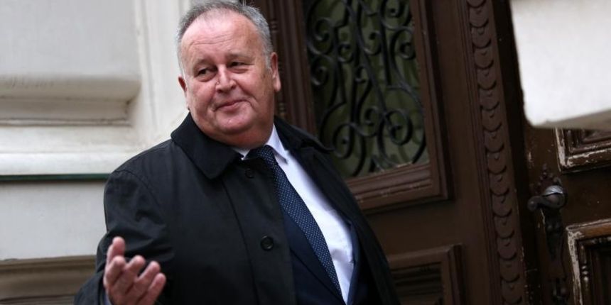 Image 378735 (auto) Image 378735 (auto)