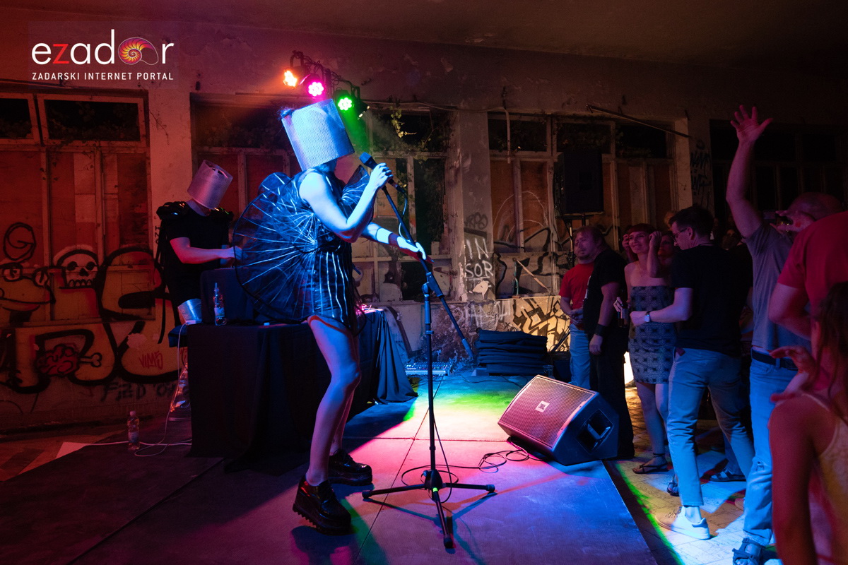 KvartArt 2018.: Art buvljak & koncert Nipplepeoplea