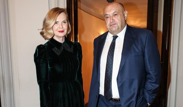 Poznati dolaze na premijeru predstave Tko pjeva zlo ne misli u HNK. Jadranka Slokovic i Cedo Prodanovic.