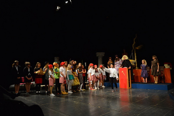 7. Noć kazališta u Zadru. Foto: Iva Perinčić 7. Noć kazališta u Zadru. Foto: Iva Perinčić