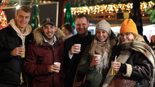 Zagrebački Advent ove godine pun je svjetla i šarenila