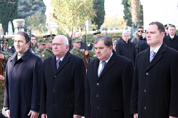 Image 1040149 (auto)