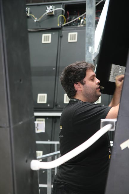 Podizanje semafora u novoj dvorani SC Visnjik Podizanje semafora u novoj dvorani SC Visnjik