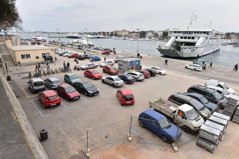 Radovi na izgradnji kanalizacijskog sustava na Liburnskoj obali. Photo: Dino Stanin/PIXSELL