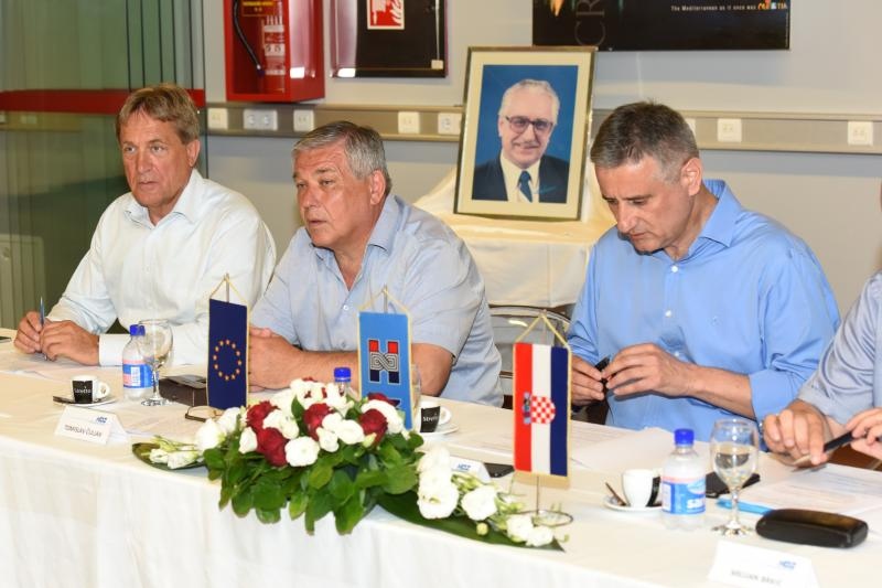 U SC Višnjik u dvorani Krešimir Ćosić održana 43. sjednica Predsjedništva Hrvatske demokratske zajednice.  Photo: Dino Stanin/PIXSELL