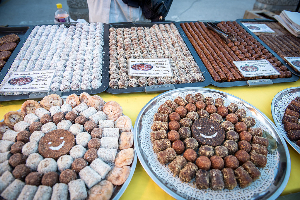 U Posedarju održana 2. “Fešta od ribe i vina” U Posedarju održana 2. “Fešta od ribe i vina”