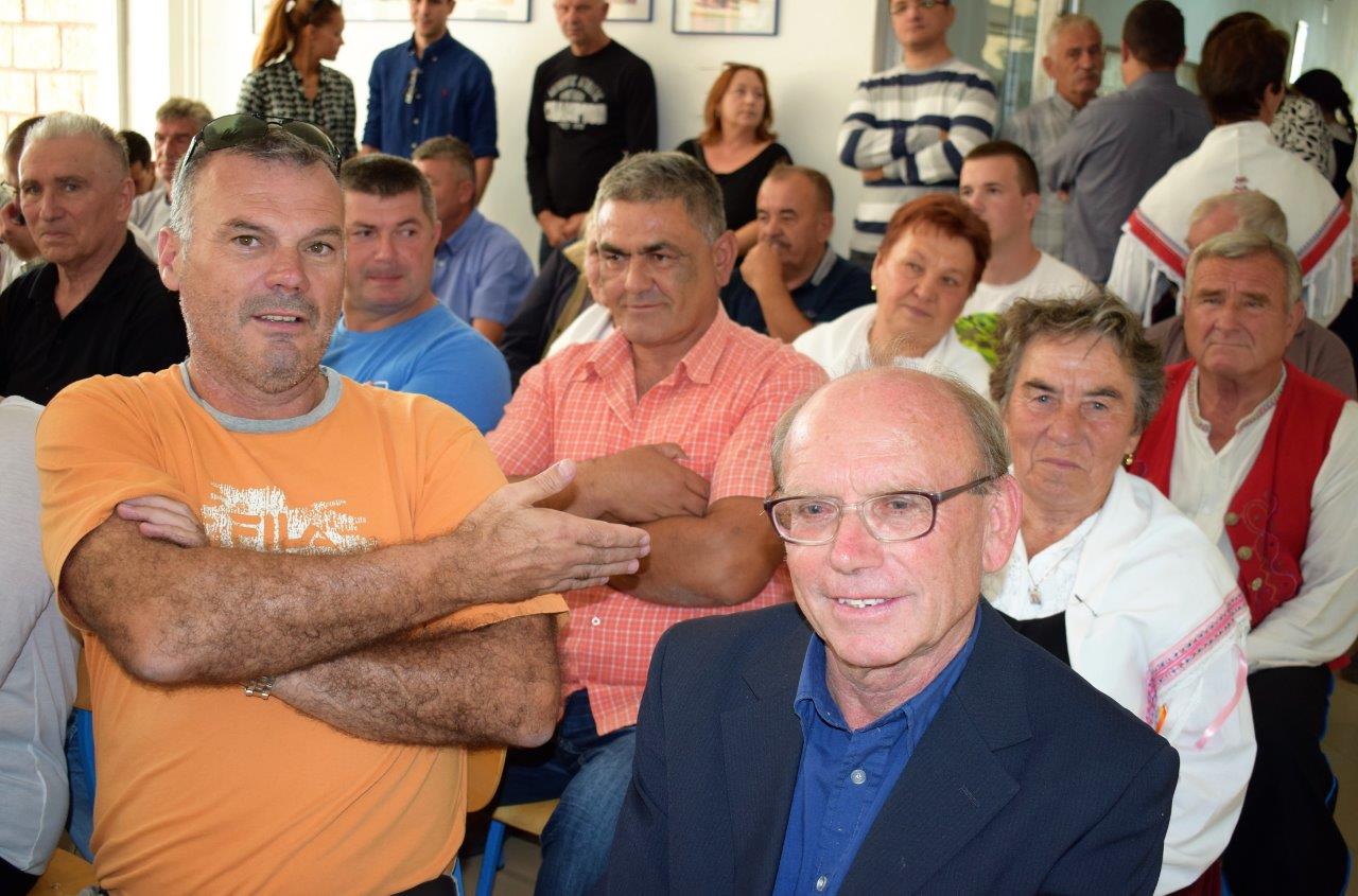 Dan Općine Galovac: Župan Longin otvorio Dom kulture Dan Općine Galovac: Župan Longin otvorio Dom kulture