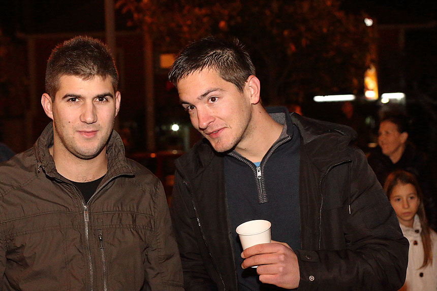 Bibinje: Božićni sajam na Trgu Franje Tuđmana Bibinje: Božićni sajam na Trgu Franje Tuđmana