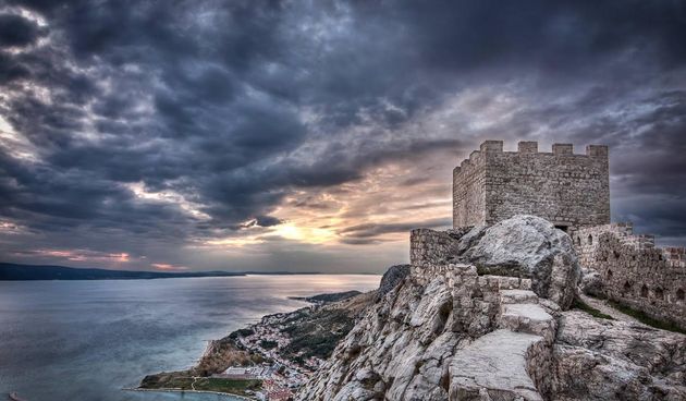 “Usamljeni divovi – kamena svjedočanstva” Tomislava Rosandića